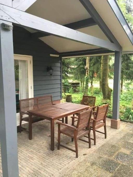 Heerlijk Huis In Een Prachtige Bosrijke Omgeving. Putten Extérieur photo